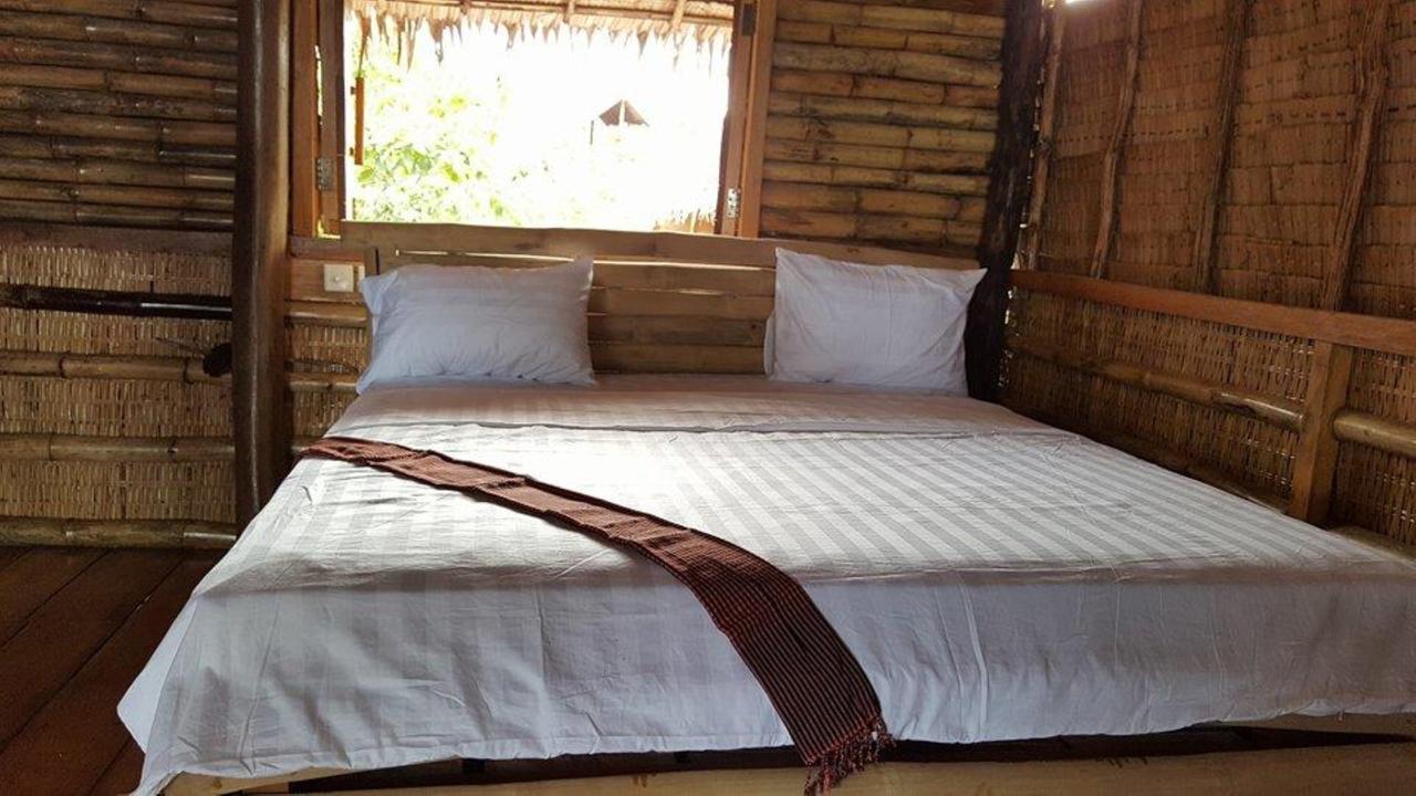 Tree Bar Hostel Đảo Koh Rong Samloem Ngoại thất bức ảnh