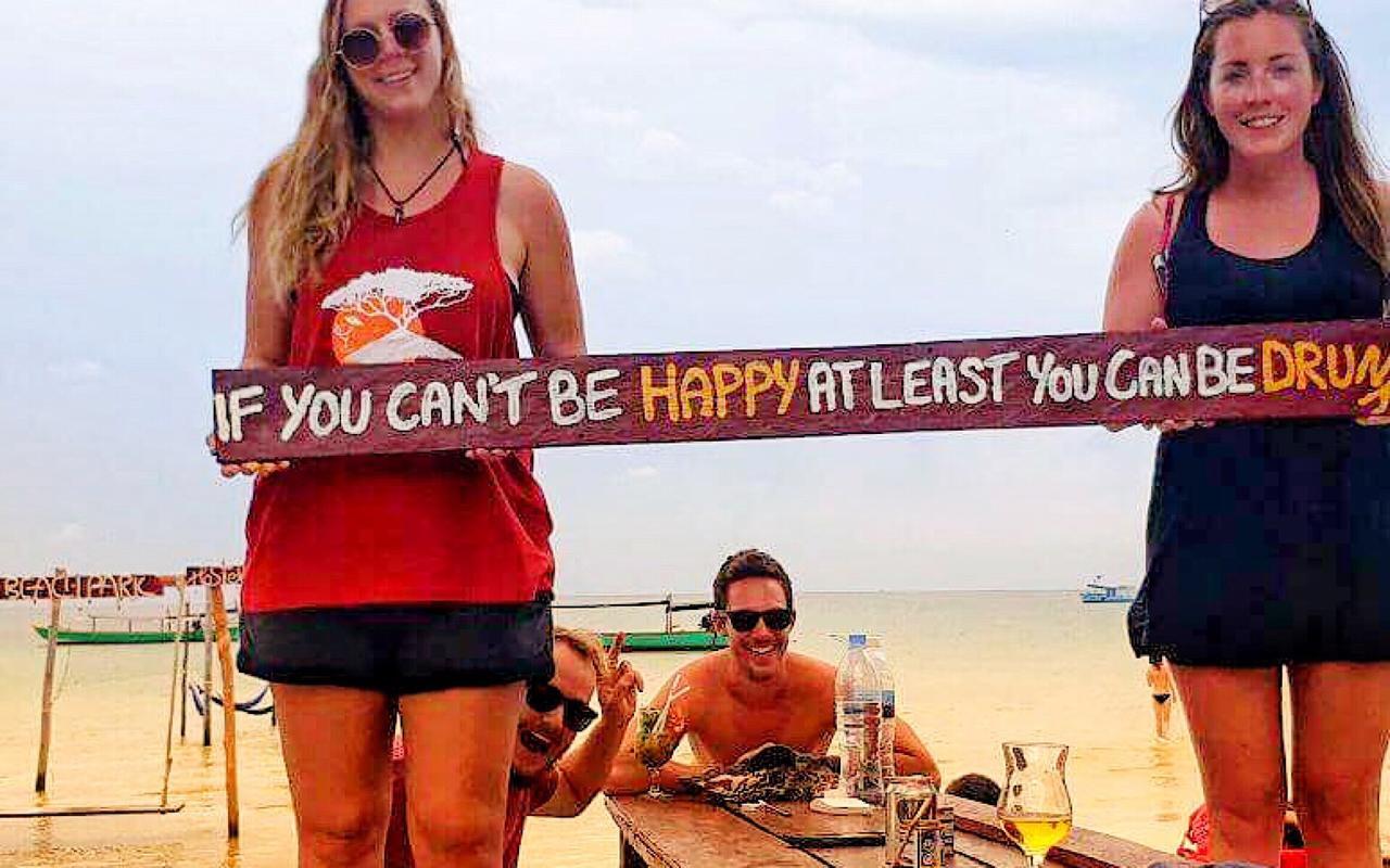 Tree Bar Hostel Đảo Koh Rong Samloem Ngoại thất bức ảnh