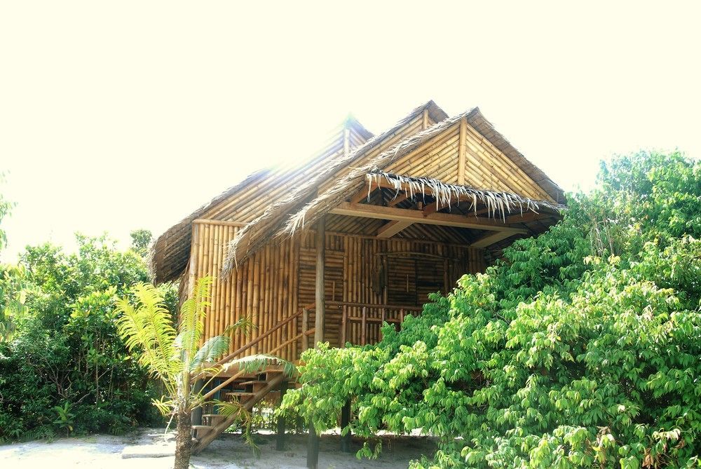 Tree Bar Hostel Đảo Koh Rong Samloem Ngoại thất bức ảnh
