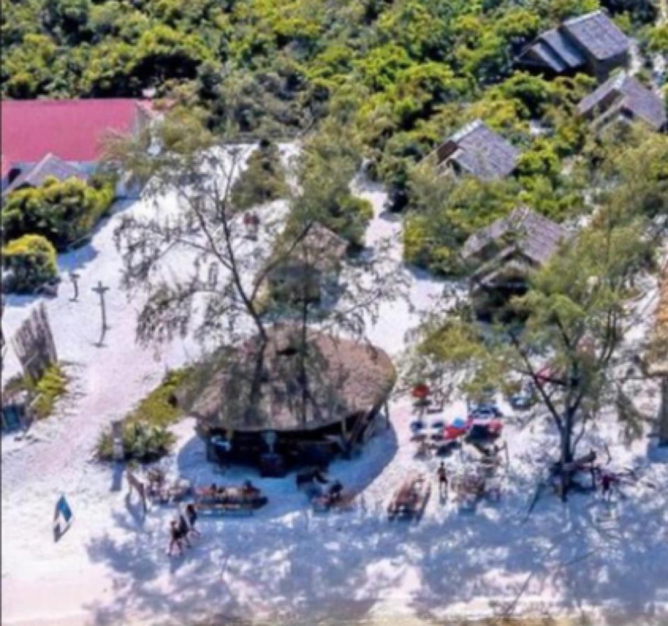 Tree Bar Hostel Đảo Koh Rong Samloem Ngoại thất bức ảnh
